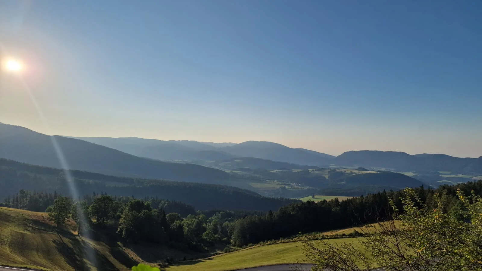 Wetter Tirol heute: Sonnig, heiß und nur vereinzelt Gewitter