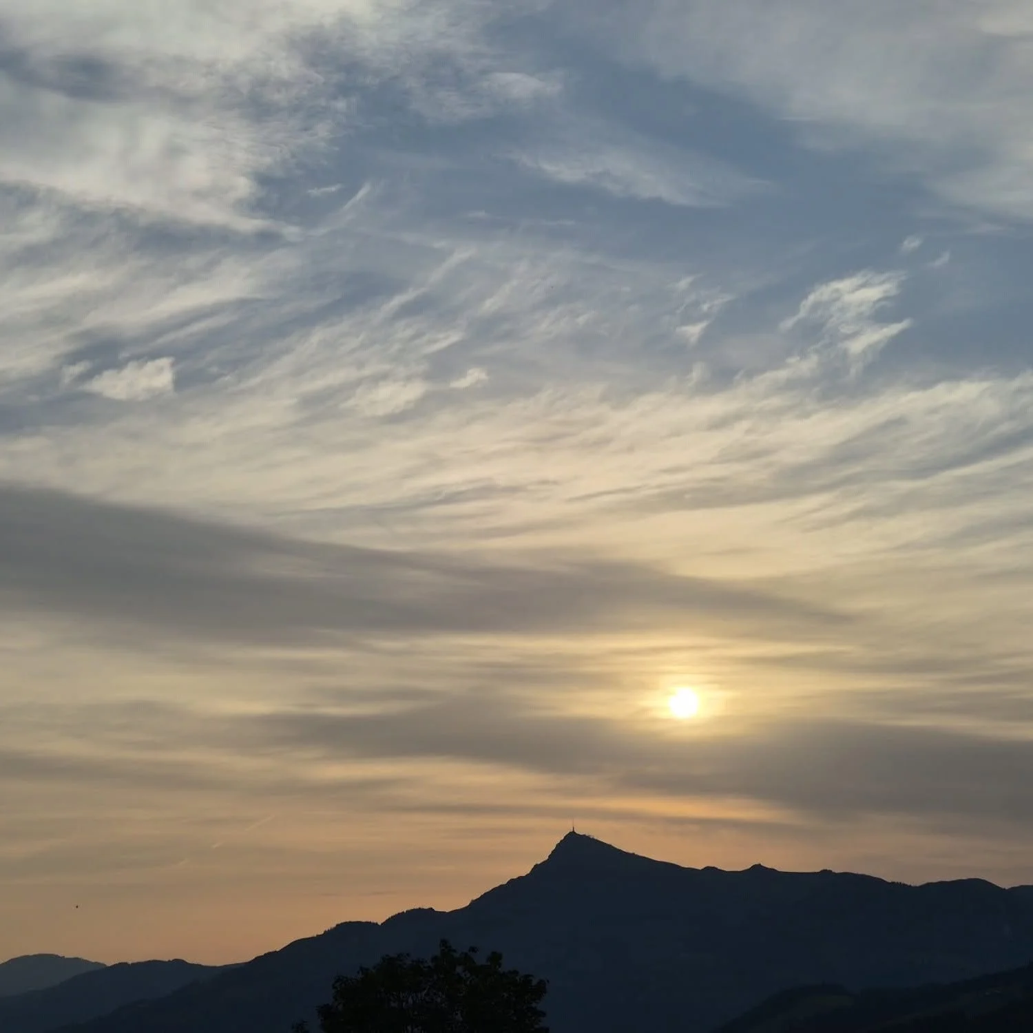 Wetter Tirol heute: Sonne, Wolken und kaum Gewitter