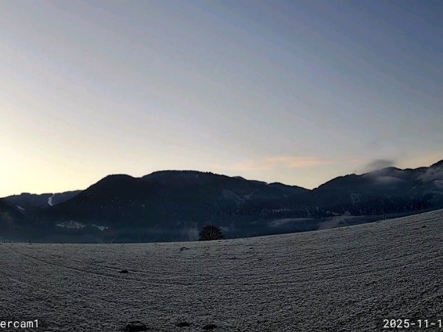 „Frost am Morgen, Flockentanz am Morgen danach, der Winter wärmt sich auf!“