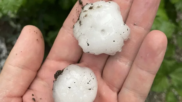 Hitzegewitter in Tirol: Erhöhte Unwettergefahr am Sonntag !