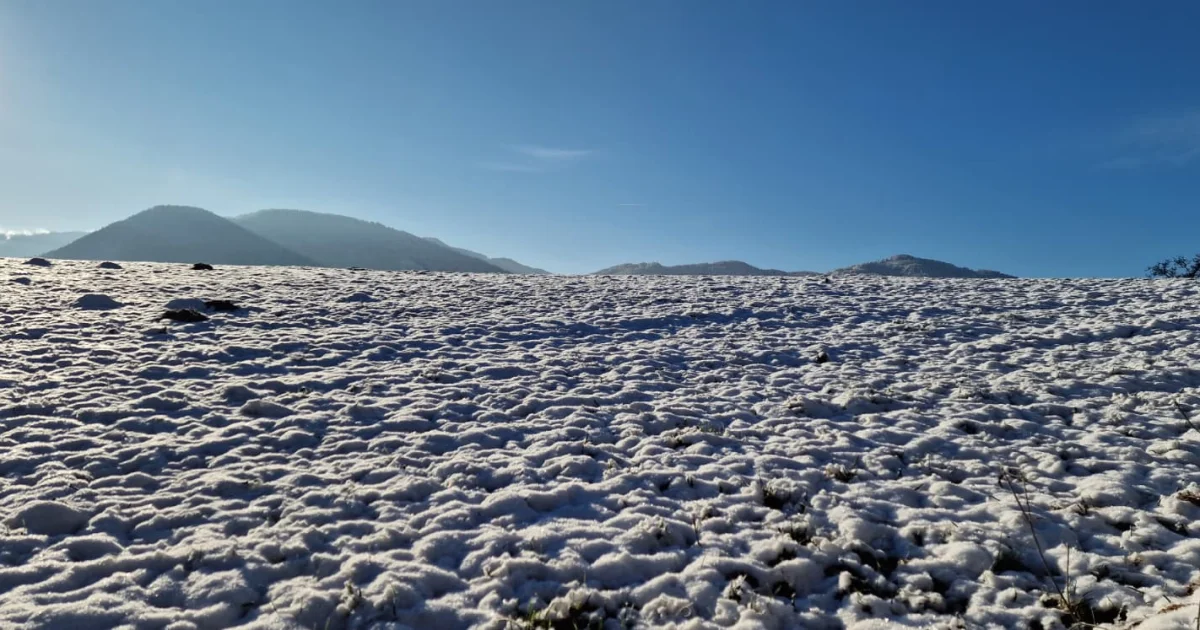 Wetterausblick für Tirol – Föhniger Wochenstart, winterlicher Übergang und Live-Berichte vom Wettergipfel