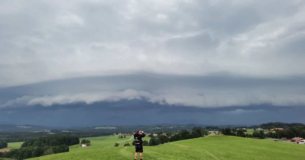 🌧️ Wie alles begann und warum unsere Wetter-WebApp so besonders ist!
