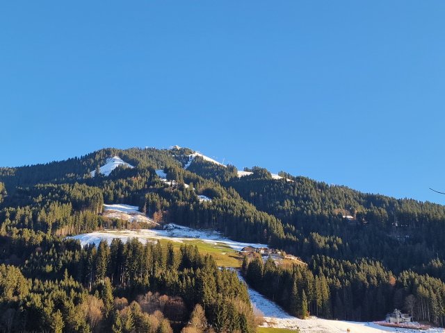 Kleine Wetteränderung, Föhn im Norden, ein paar Regenschauer und Schneeschauer im Süden durch ein Italentief!