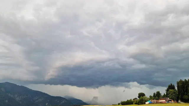 Tirol: Ab Mittwochnachmittag drohen erneut heftige Unwetter!