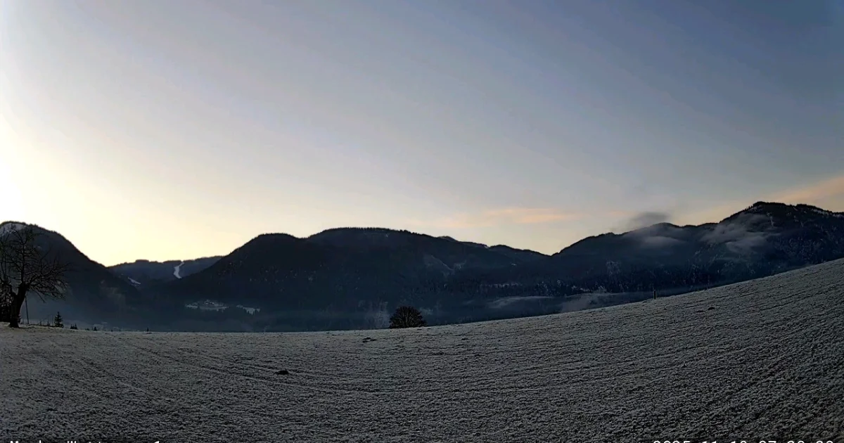 „Frost am Morgen, Flockentanz am Morgen danach, der Winter wärmt sich auf!“