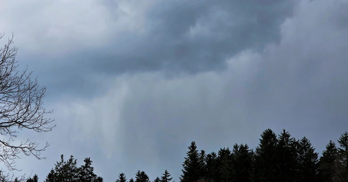 Unruhiges Wetter in Tirol: Schnee bis 500 m und stürmischer Nordföhn sowie Graupelgewitter!