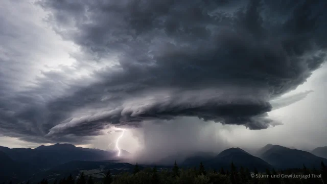Wenn Gewitter zu viel Energie haben: So entstehen Unwetter